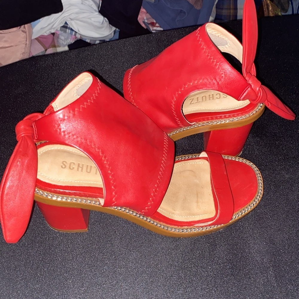 SCHUTZ WO SIZE 8/8.5(EU39) RED LEATHER STRAP SANDAL ANKLE TOE STRAP CHAIN ACCENT - Picture 14 of 14